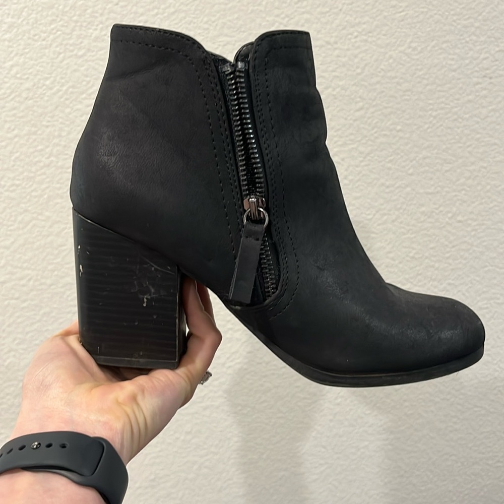 Black bootie